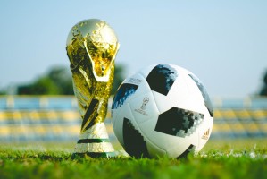 开云下载-哥本哈根之夜，迪亚斯补时绝杀，丹麦力克日本迎2026世界杯开门红