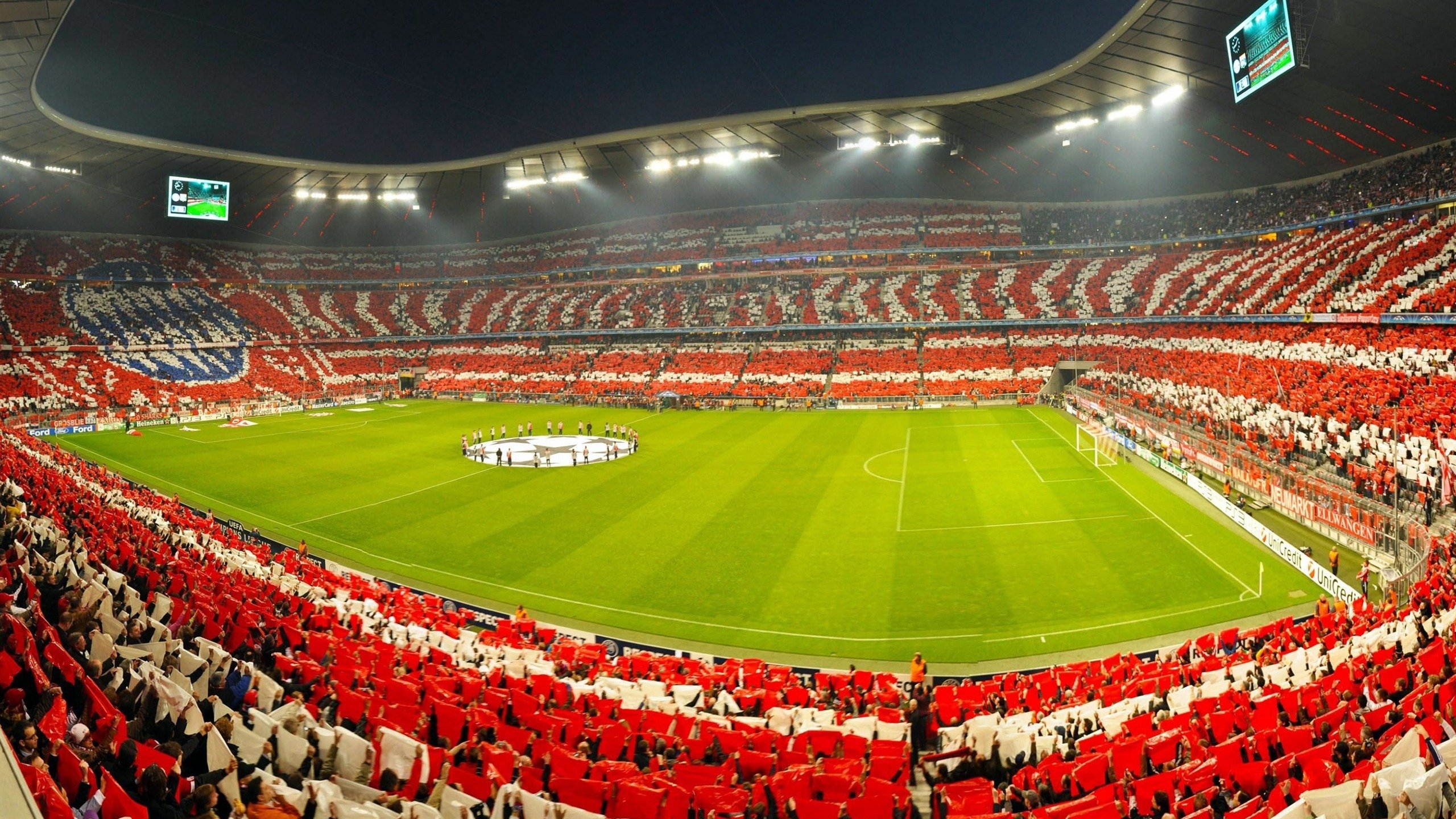 波兰血拼加拿大,库尔图瓦彻底打爆防线,一场改写命运的对决